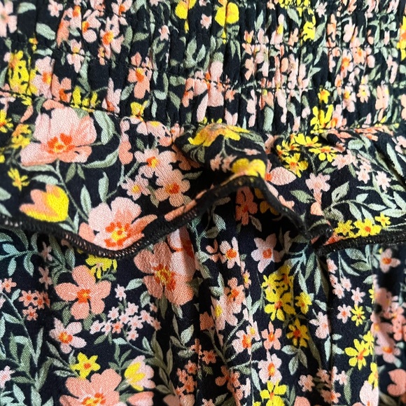 American Eagle Floral Skirt - Picture 2 of 3